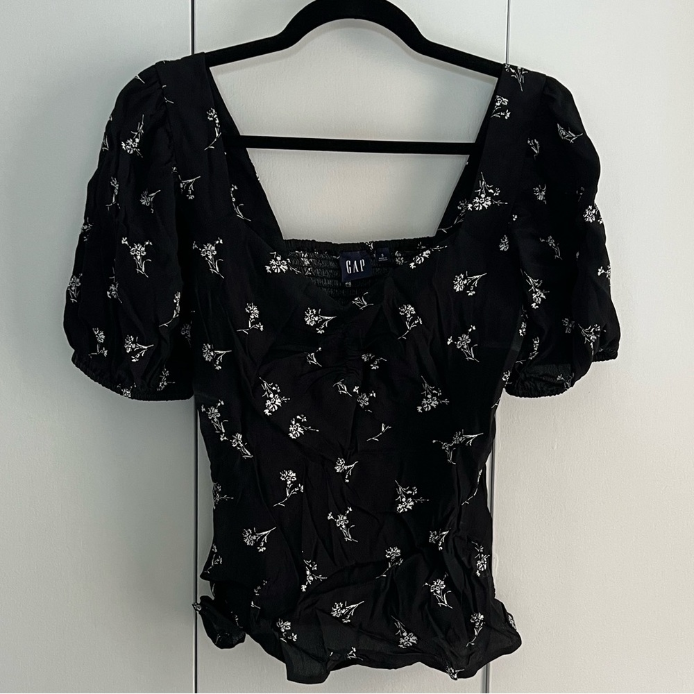 GAP Black Floral Square Neck Puff Sleeve Blouse